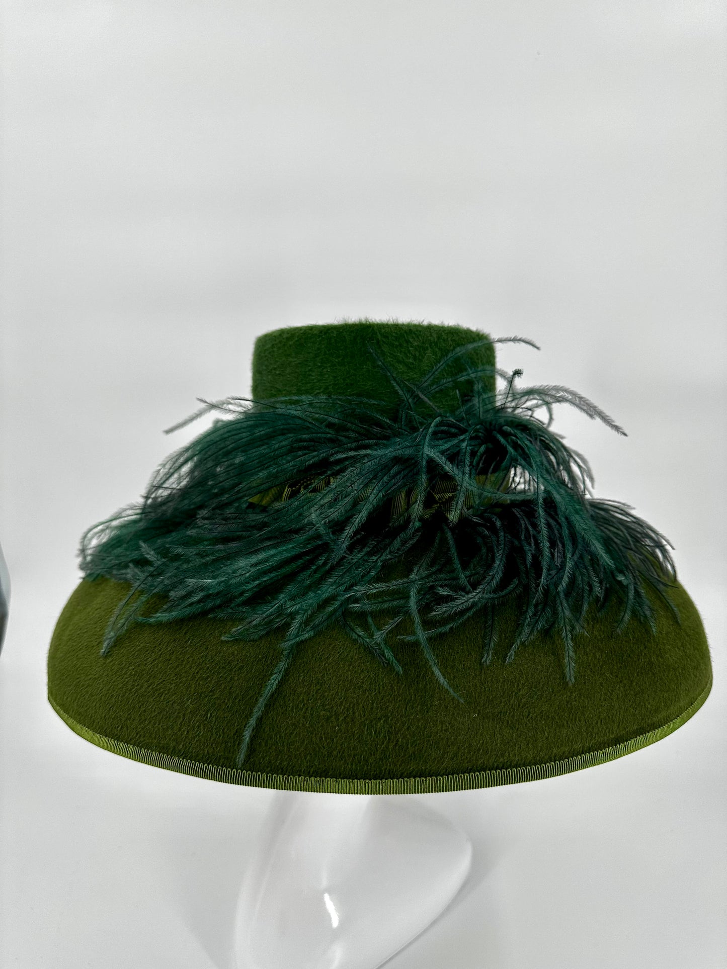 Lady Green - Felt and feather